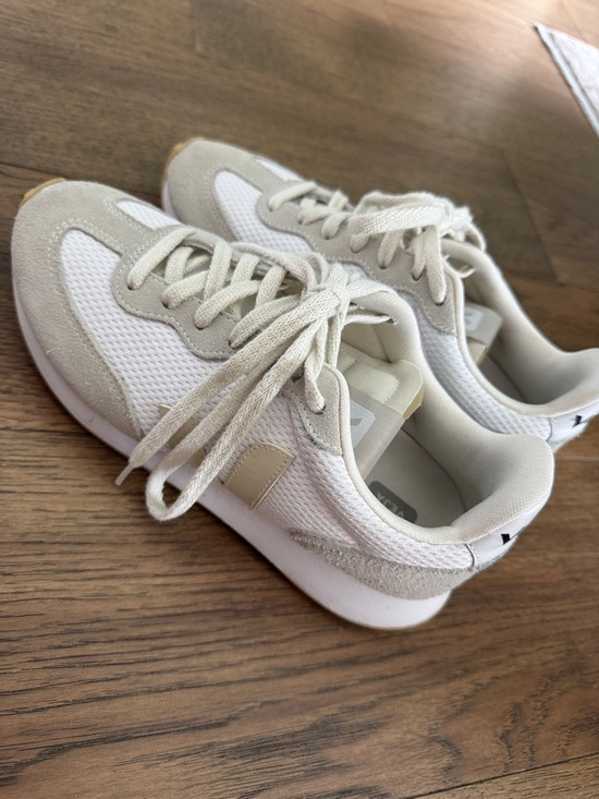 Veja Shoes - Veja White and Beige Runner Sneakers